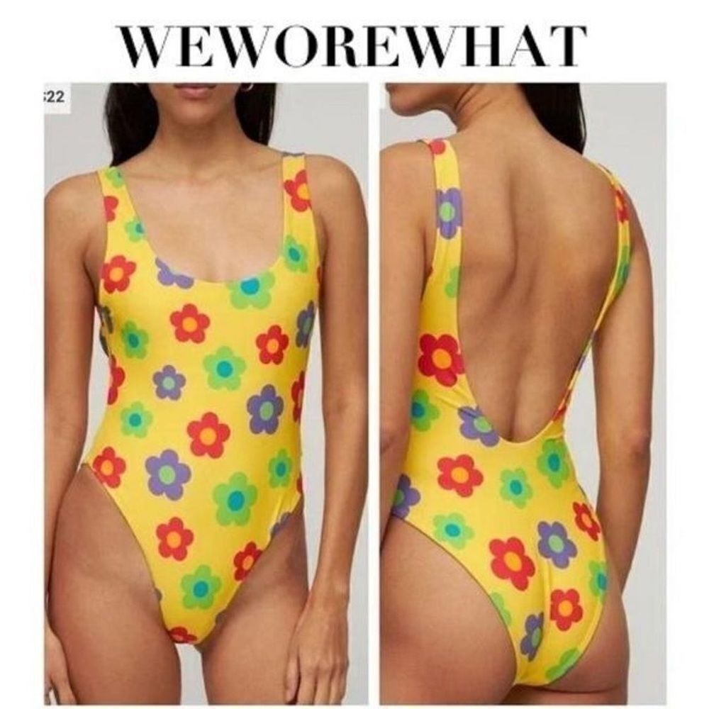 WeWoreWhat Retro Daisies Scoop Swim One Piece XS